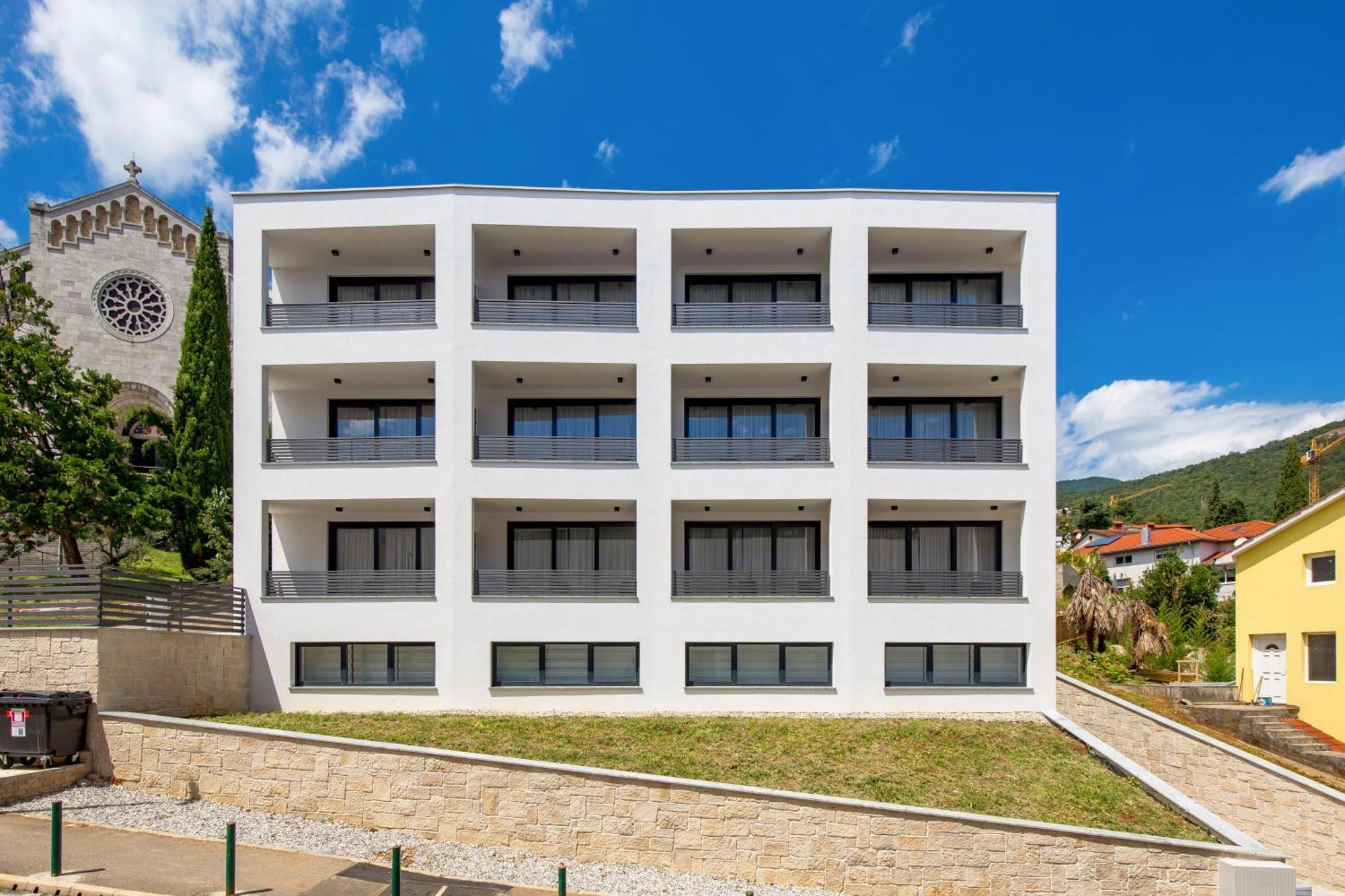 Belinda Apartments With Balcony Opatija Eksteriør billede